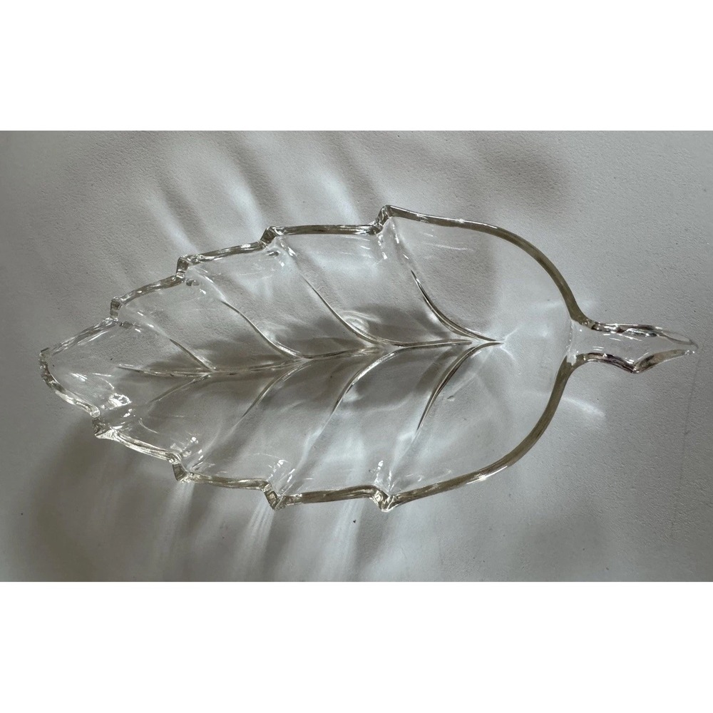 Vintage Clear Pressed Glass Leaf Serving Dish Mid Century Modern 10" Pristine